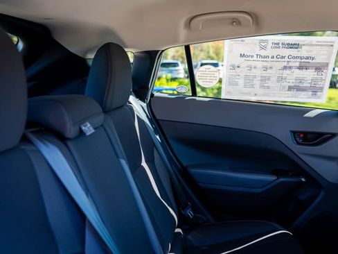 Certified 2025 Subaru Crosstrek 2.5i Premium AWD/4WD image 9