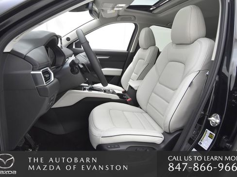 New 2025 MAZDA CX-5 AWD 2.5 S w/ Premium Plus Pkg image 23