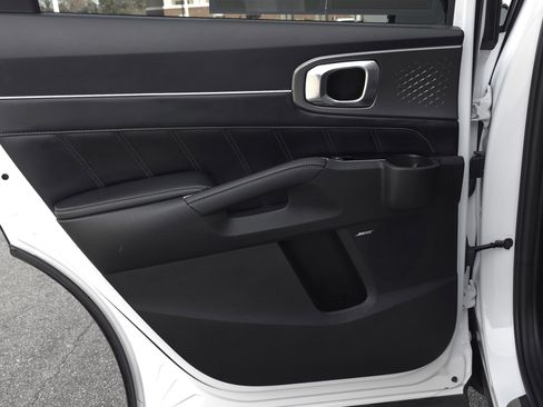 Used 2021 Kia Sorento SX image 35