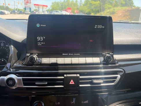 Used 2022 Kia Seltos EX AWD/4WD image 19