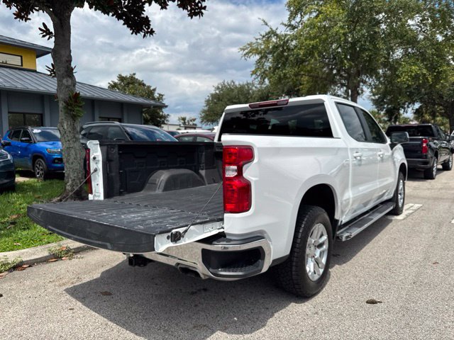 Used 2025 Chevrolet Silverado 1500 LT AWD/4WD image 19