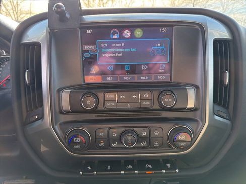 Used 2015 Chevrolet Silverado 3500 LT w/ LT Convenience Package image 11