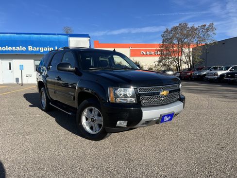 Used 2014 Chevrolet Tahoe LT image 2