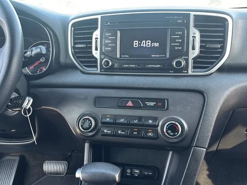 Used 2017 Kia Sportage LX FWD image 7