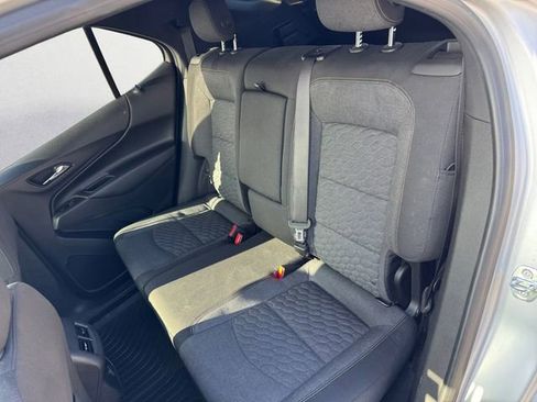 Used 2018 Chevrolet Equinox LT image 13