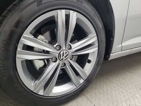 Used 2024 Volkswagen Jetta SE image 31