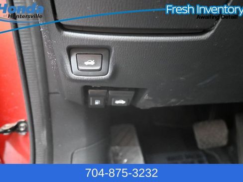 Used 2015 MAZDA MAZDA6 Touring w/ Touring Technology Package FWD image 16