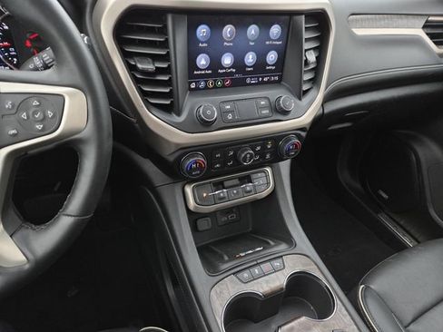 Used 2023 GMC Acadia Denali w/ Denali Technology Package image 39