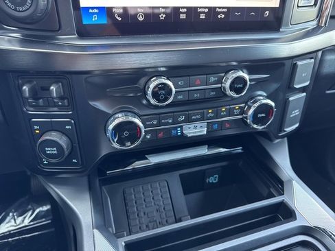 New 2025 Ford F250 Lariat w/ Lariat Ultimate Package image 15