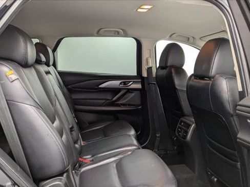 Used 2022 MAZDA CX-9 Touring image 19
