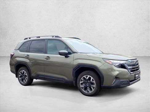 Used 2026 Subaru Forester Premium AWD/4WD image 5