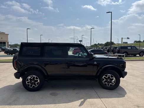 Used 2023 Ford Bronco Outer Banks image 18