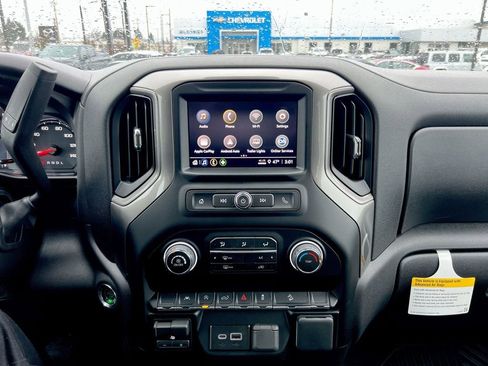 New 2026 Chevrolet Silverado 1500 Custom Trail Boss w/ LPO, Dark Essentials Package AWD/4WD image 38