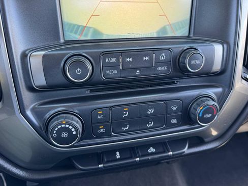 Used 2019 Chevrolet Silverado 1500 LT AWD/4WD image 31