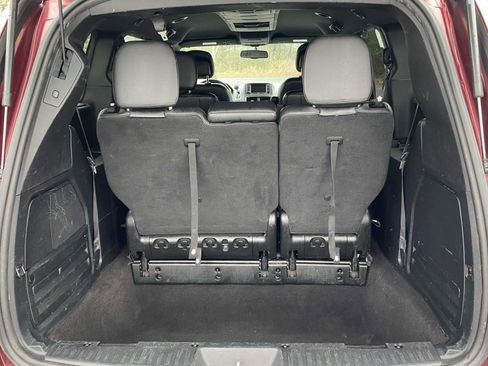 Used 2017 Dodge Grand Caravan GT image 9