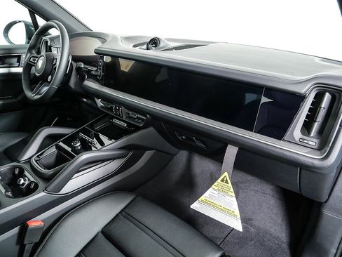 New 2026 Porsche Cayenne E-Hybrid image 26