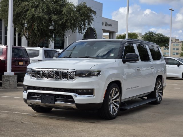 Used 2023 Jeep Grand Wagoneer L Series II AWD/4WD image 3