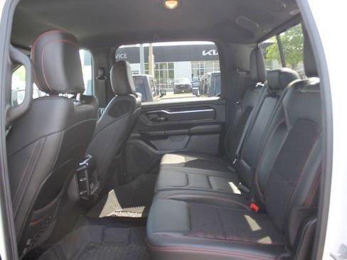 Used 2021 RAM 1500 Big Horn w/ Built-to-serve Edition AWD/4WD image 25