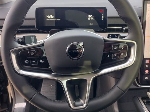 New 2025 Volvo EX90 Plus image 14