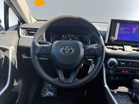 Used 2024 Toyota RAV4 LE AWD/4WD image 17