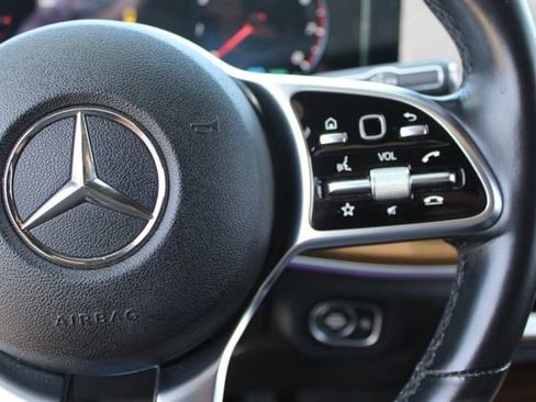 Used 2023 Mercedes-Benz GLE 450 4MATIC w/ AMG Line Exterior image 24
