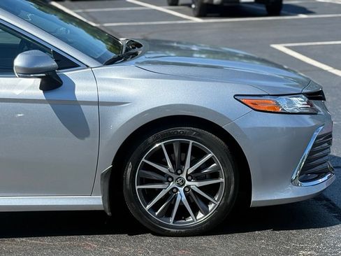 Used 2023 Toyota Camry XLE FWD image 11