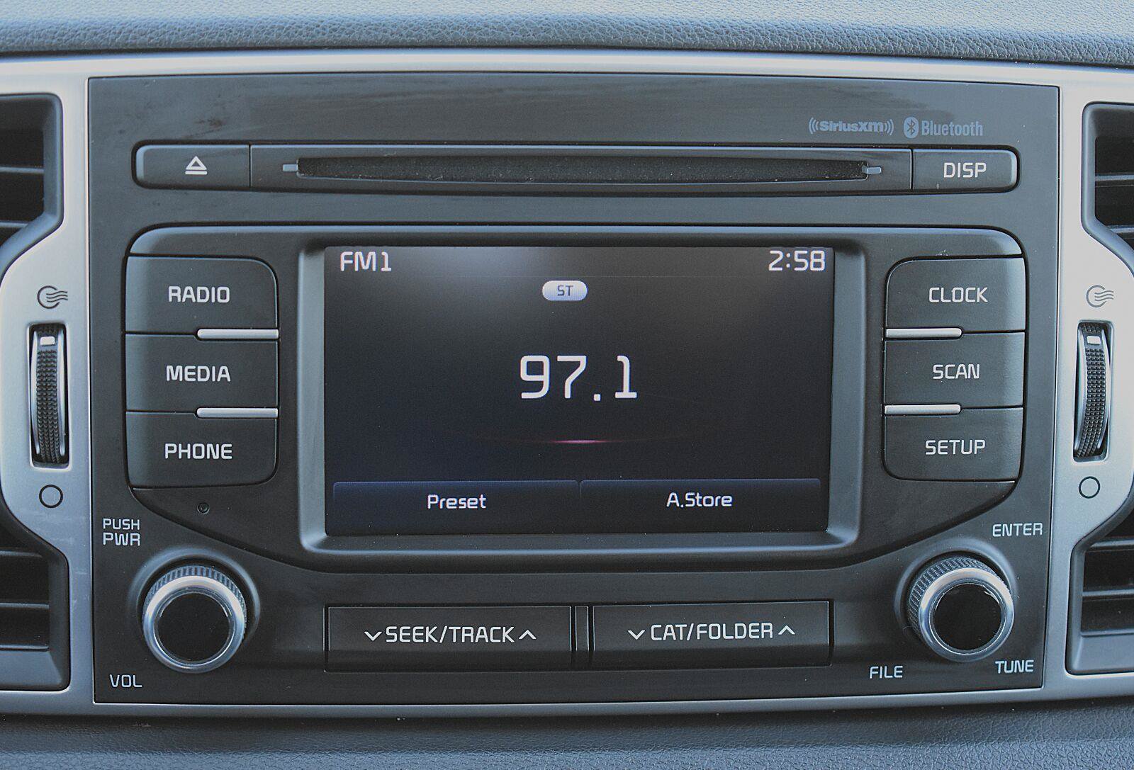 Used 2018 Kia Sportage LX FWD image 17