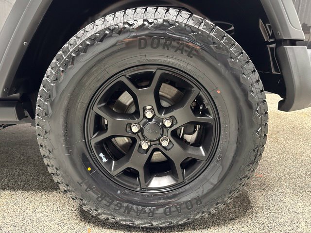 Used 2022 Jeep Wrangler Sport AWD/4WD image 15