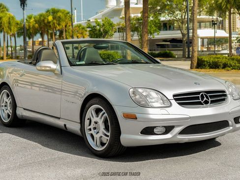 Used 2003 Mercedes-Benz SLK 32 AMG image 12