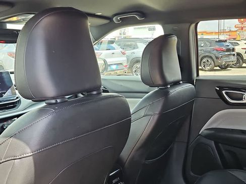 Used 2025 Jeep Compass Limited AWD/4WD image 23