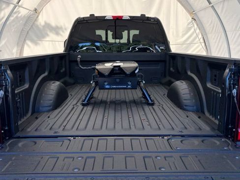 New 2026 Ford F450 Platinum w/ FX4 Off-Road Package AWD/4WD image 4