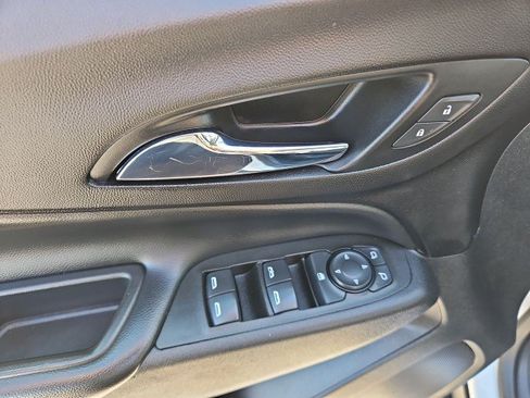 Used 2021 Chevrolet Equinox LT w/ LPO, Cargo Package FWD image 22