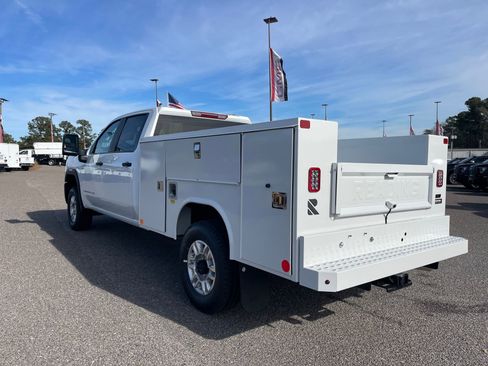 New 2026 GMC Sierra 2500 Pro w/ Convenience Package AWD/4WD image 8