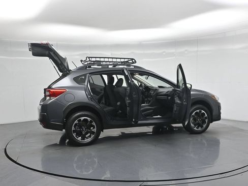 Used 2021 Subaru Crosstrek 2.0i AWD/4WD image 4
