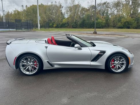 Used 2016 Chevrolet Corvette Z06 w/ 3LZ Preferred Equipment Group image 8