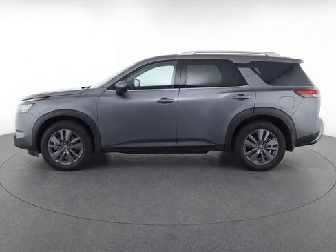 Used 2025 Nissan Pathfinder SV FWD image 6