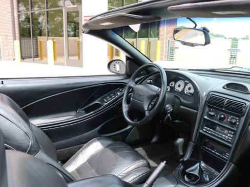Used 1997 Ford Mustang GT RWD image 47