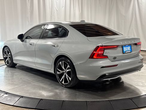 Used 2024 Volvo S60 B5 Core FWD image 8