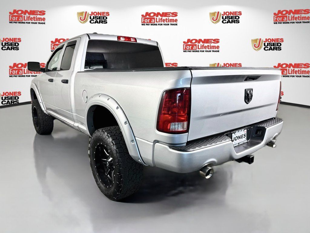 Used 2017 RAM 1500 Express w/ Express Value Package AWD/4WD image 2