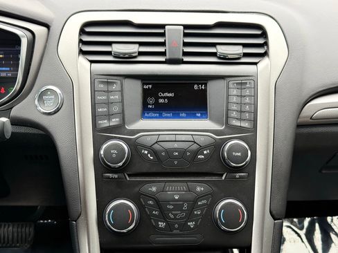 Used 2018 Ford Fusion S FWD image 27