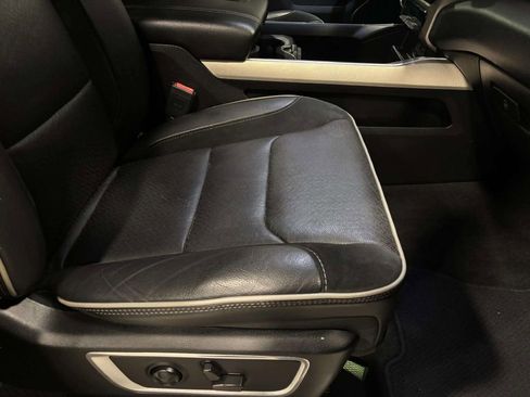 Used 2021 RAM 1500 Laramie image 26