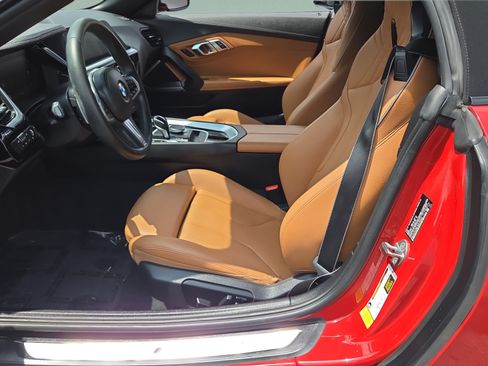 Used 2020 BMW Z4 sDrive30i w/ Premium Package RWD image 9