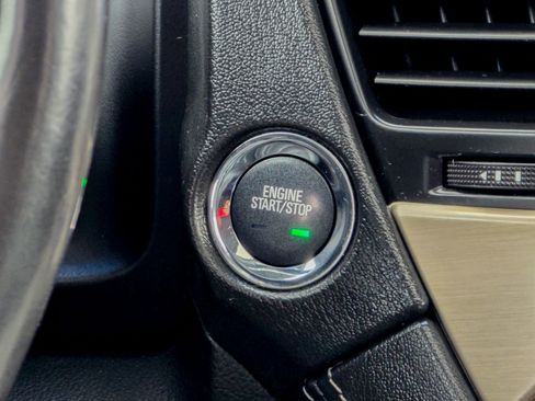 Used 2018 GMC Yukon Denali w/ Open Road Package image 47