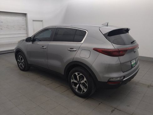 Used 2022 Kia Sportage LX AWD/4WD image 3