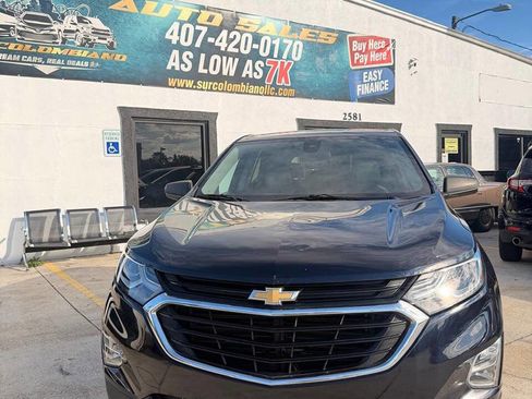 Used 2021 Chevrolet Equinox LS w/ LS Convenience Package image 2