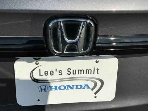 Used 2026 Honda Odyssey Elite image 4