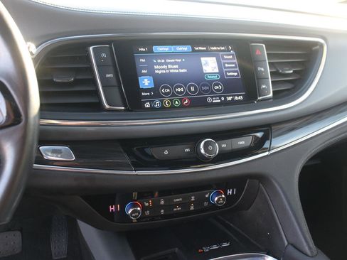 Used 2022 Buick Enclave Premium w/ Experience Buick Package image 23