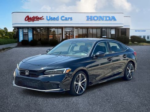Used 2023 Honda Civic Touring image 1