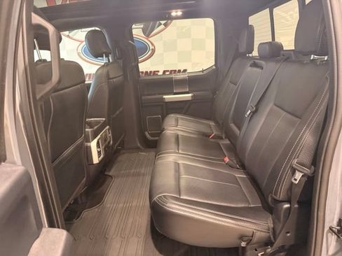 Used 2019 Ford F150 Lariat w/ Equipment Group 502A Luxury AWD/4WD image 18