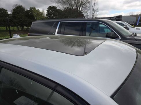 Used 2023 Chrysler 300 S w/ Comfort Group image 3